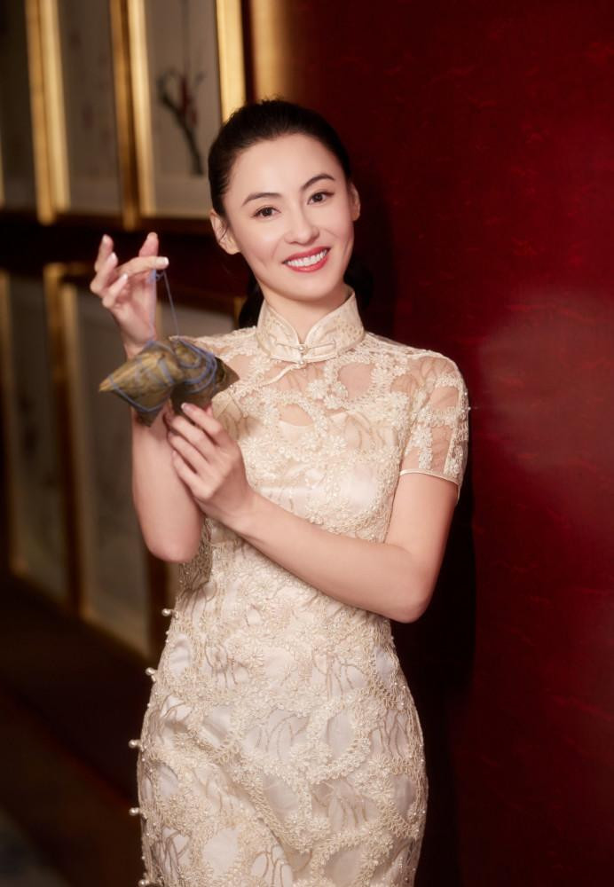 Hiện tại, Trương Bá Chi một mình nuôi 3 con trai, trong đó danh tính cha của đứa trẻ thứ 3 vẫn là bí mật. Tạ Đình Phong vẫn gửi vợ cũ chu cấp hàng tháng, đồng thời để lại hết tài sản cho 2 con Lucas và Quintus.