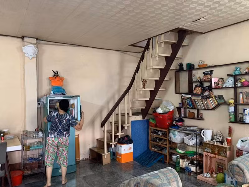 Bat ngo loat anh cai tao ngoi nha cu 80 m² o Sai Gon-Hinh-4