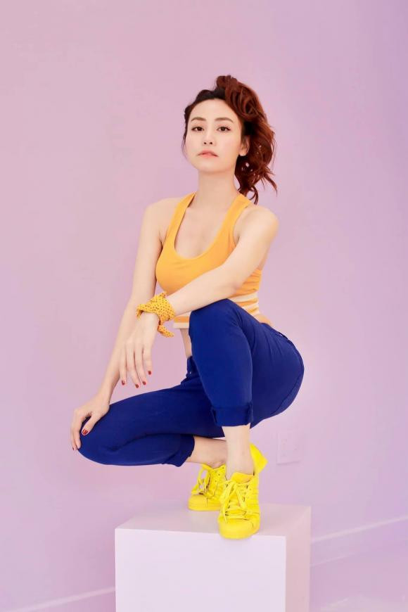 Bat ngo bi chup len, nhan sac cua Ngan Khanh ra sao o tuoi 35?-Hinh-7