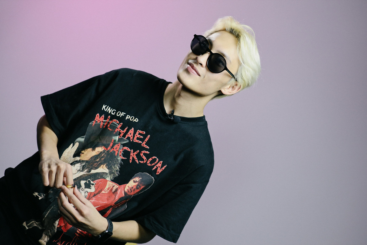 "Lúc đó, cha mẹ và bạn bè không ai hiểu tôi đang làm gì, tại sao tôi không tới trường mà chỉ ngồi lì trong phòng riêng. Nhưng quả thực, lúc ấy tôi chẳng muốn làm gì khác, chỉ khao khát được sáng tác âm nhạc thôi", Wren Evans nói.