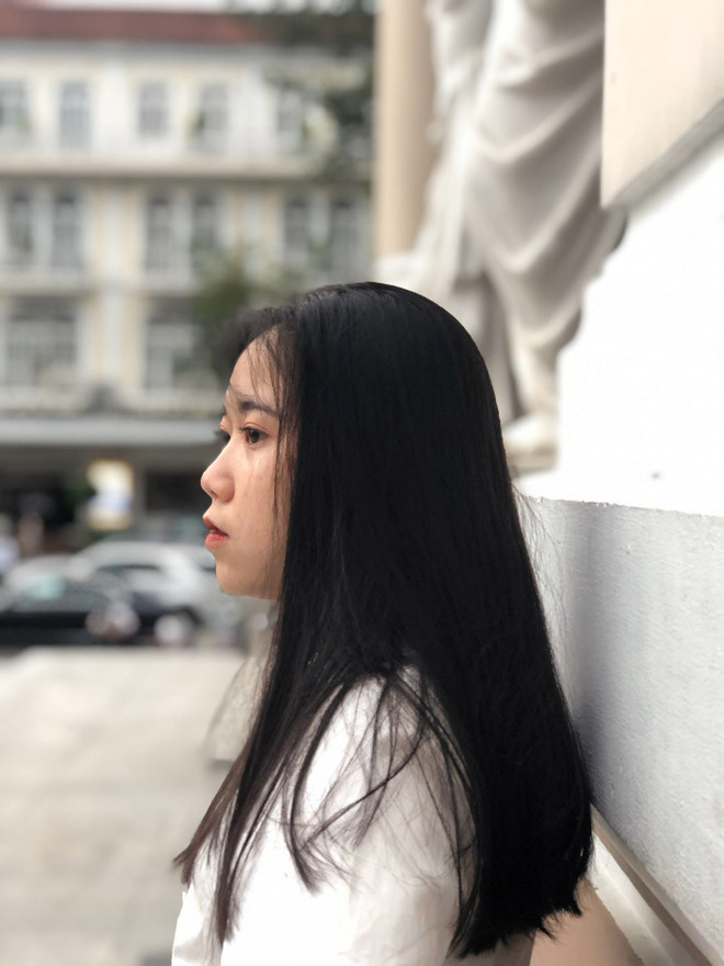 Co gai dang thi tot nghiep THPT Quoc gia thi dinh COVID-19 gio ra sao?-Hinh-2