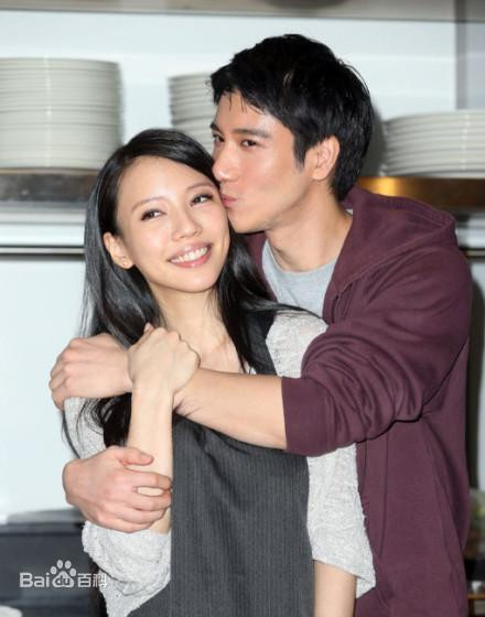 Chan dung nguoi vo bi Vuong Luc Hoanh 'cam sung', xem la may de-Hinh-3