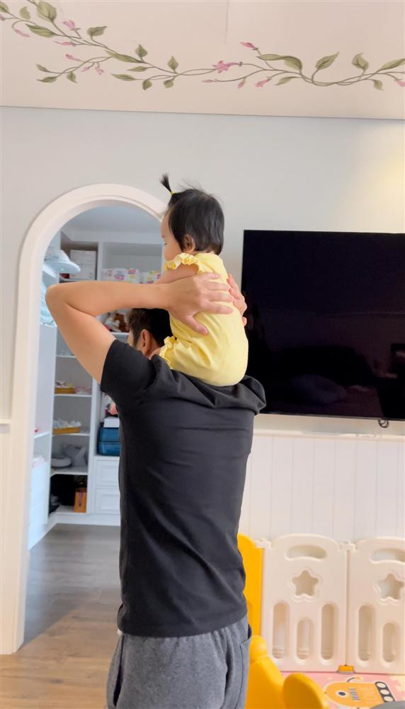 Nữ hoàng" của ngôi nhà là Suchin chứ ai.