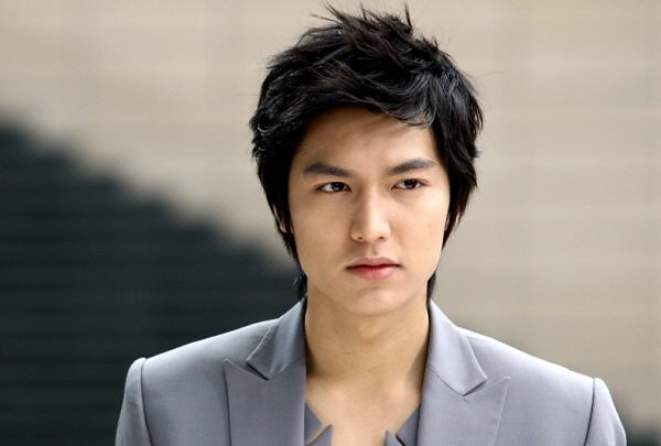 Tuong long may dan ong Phat Tai, ai lay duoc phu quy mot doi-Hinh-2