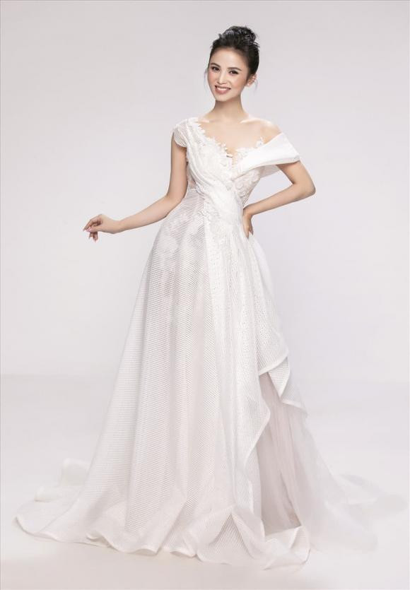 Thanh Giang trở thành một trong 5 MC chính cùng với các MC đến từ Philippines, Singapore và Thái Lan. Đây là vinh dự lớn đối với Thanh Giang, một mốc son mới trong sự nghiệp MC song ngữ suốt 11 năm qua của cô.