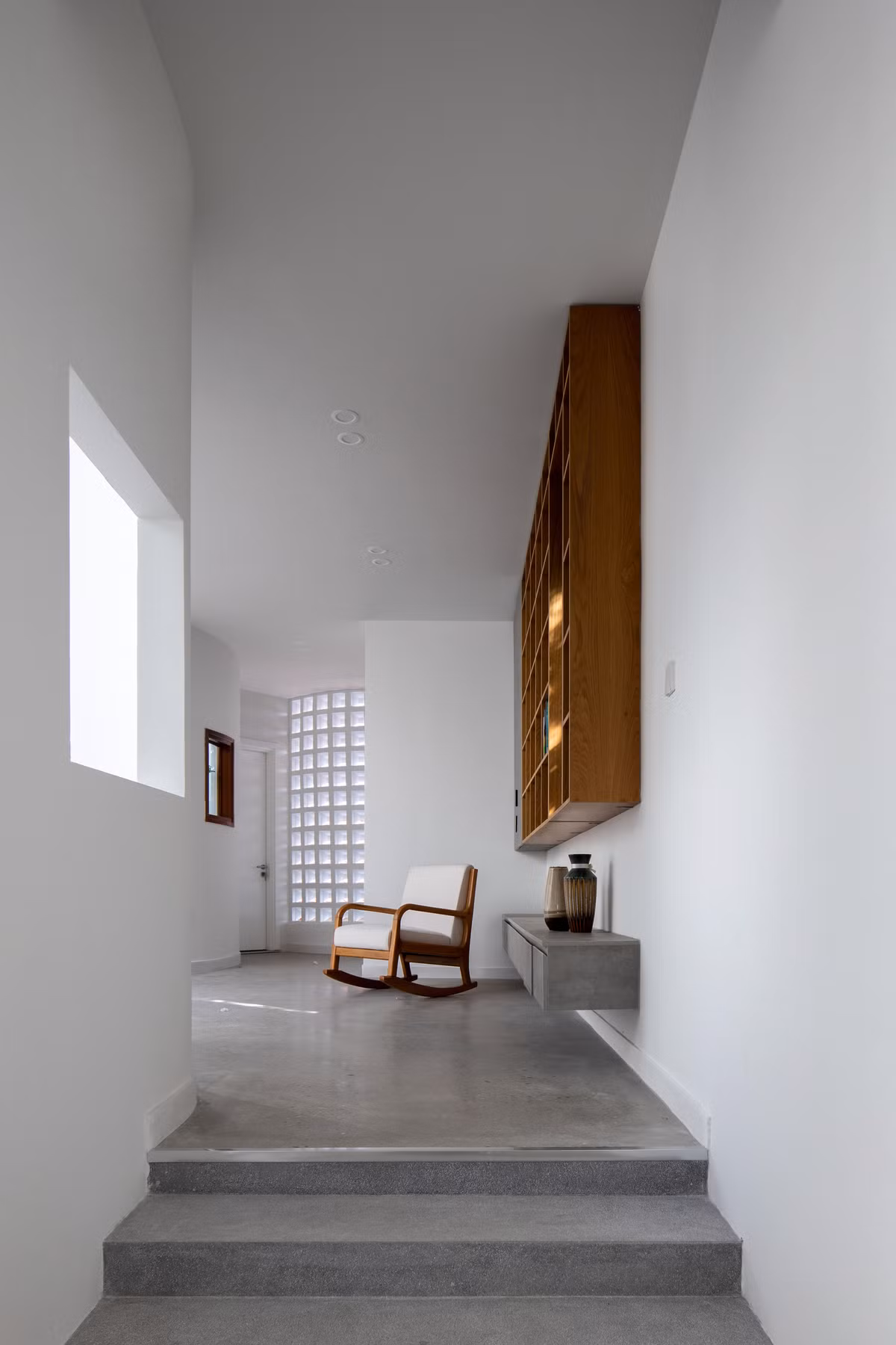  Khu vực thông các không gian tạo thành nơi lưu thông gió trời mát mẻ.