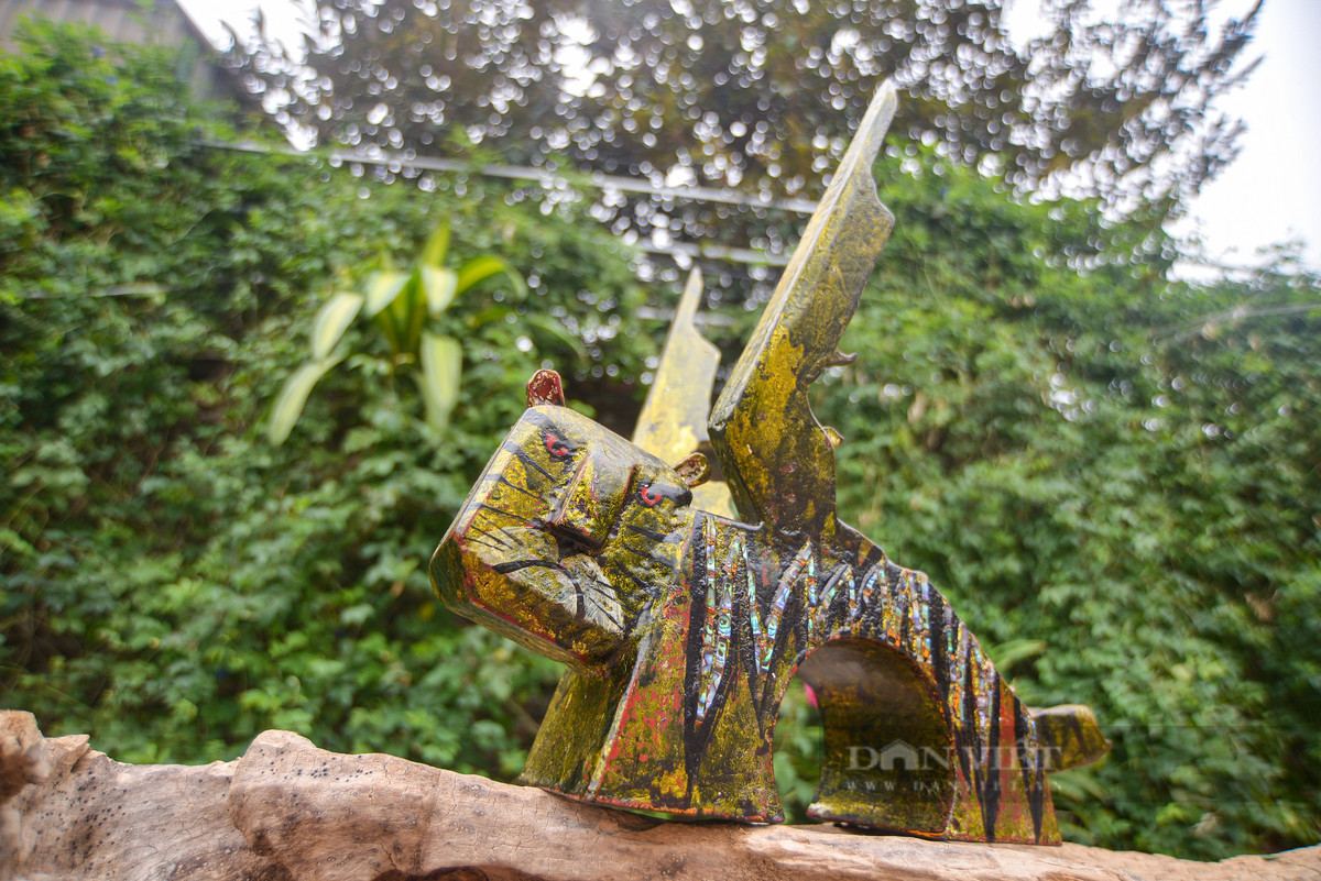 Hổ có cánh mang ý nghĩa người mạnh nay càng thêm mạnh, với người có tài có đức thì càng thêm nhanh chóng thành đạt, giúp ích cho đời.