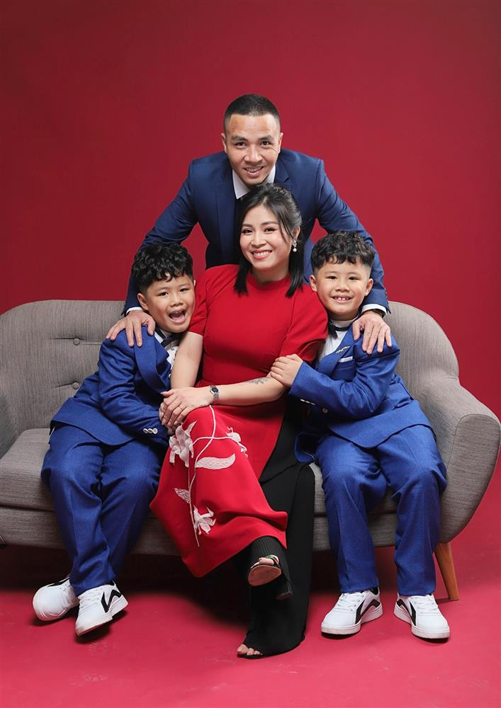 MC Hoang Linh “5 lan 7 luot” rao ban tai san chung voi Manh Hung-Hinh-3