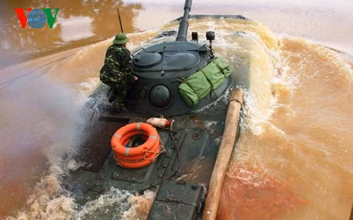 Diễn tập phòng chống bão lụt.