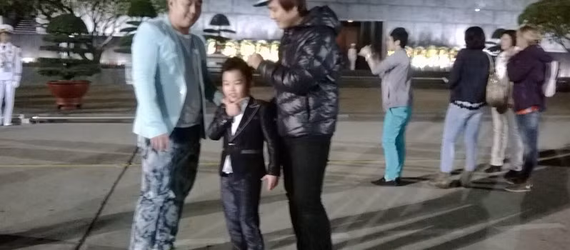 Tối 30.11, Psy nhí sẽ biểu diễn cùng với Phương Mỹ Chi và Quang Anh (The Voice Kid) trong chương trình Supershow Gangnam Style in Việt Nam 2013