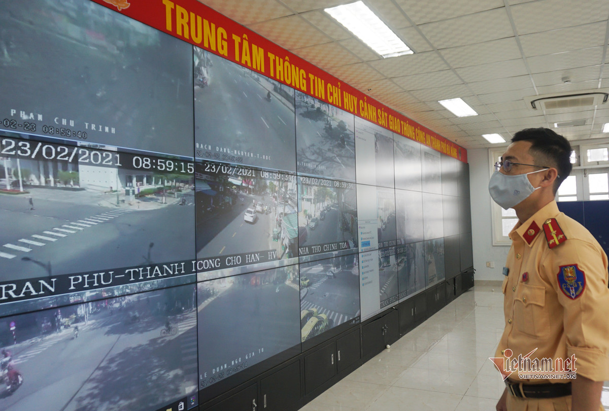 Video: Camera giao thong giup CSGT khong phai dung duong