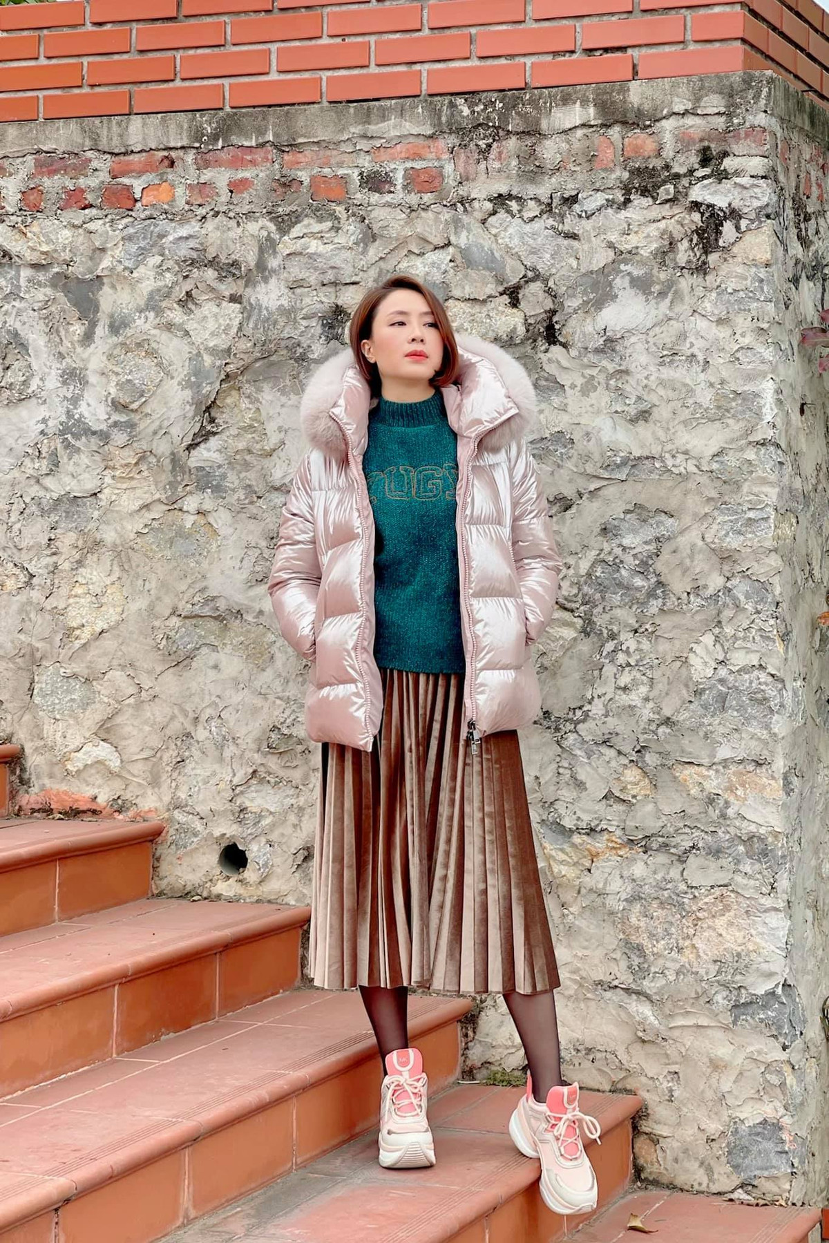 Hong Diem lay loi o hau truong phim Huong duong nguoc nang-Hinh-3