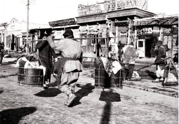 Loạt ảnh hiếm khắc họa rõ nét ngày Tết thời nhà Thanh ảnh 3