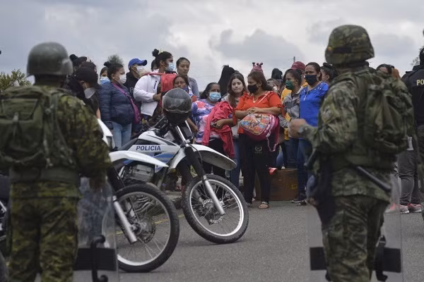 Bạo động nhà tù nổ ra ở Ecuador, hàng chục người thiệt mạng ảnh 1