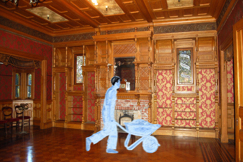 Những lời đồn đại lạnh gáy về dinh thự ma này vẫn liên tục xuất hiện. Một số du khách cho biết họ nghe thấy tiếng nói thì thào, tiếng bước chân chạy ngoài hành lang, tiếng tay nắm cửa tự động mở...