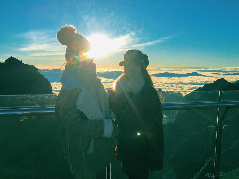 Len Sapa san tuyet xua roi, ngam hoang hon tren Fansipan moi la “hot-trend”-Hinh-2