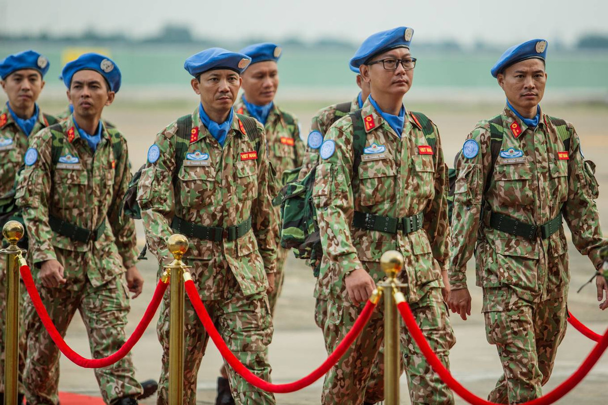 Dau an si quan Viet Nam trong luc luong gin giu hoa binh LHQ