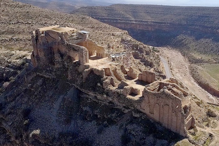  15. Khu khảo cổ Sasanian của vùng Fars (Iran). Đây là chuỗi tám địa điểm khảo cổ tập trung ở ba thành phố cổ Bishabpur, Firouzabad và Sarvestan, là minh chứng cho thời kỳ rực rỡ của triều đại Sassanid ở vương quốc Ba Tư cổ.