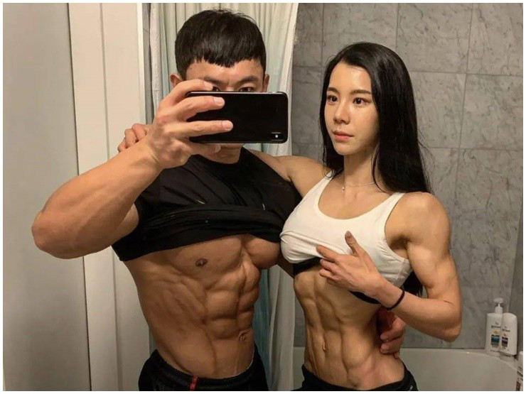 Cap doi cung do “6 mui” gay bao MXH-Hinh-5