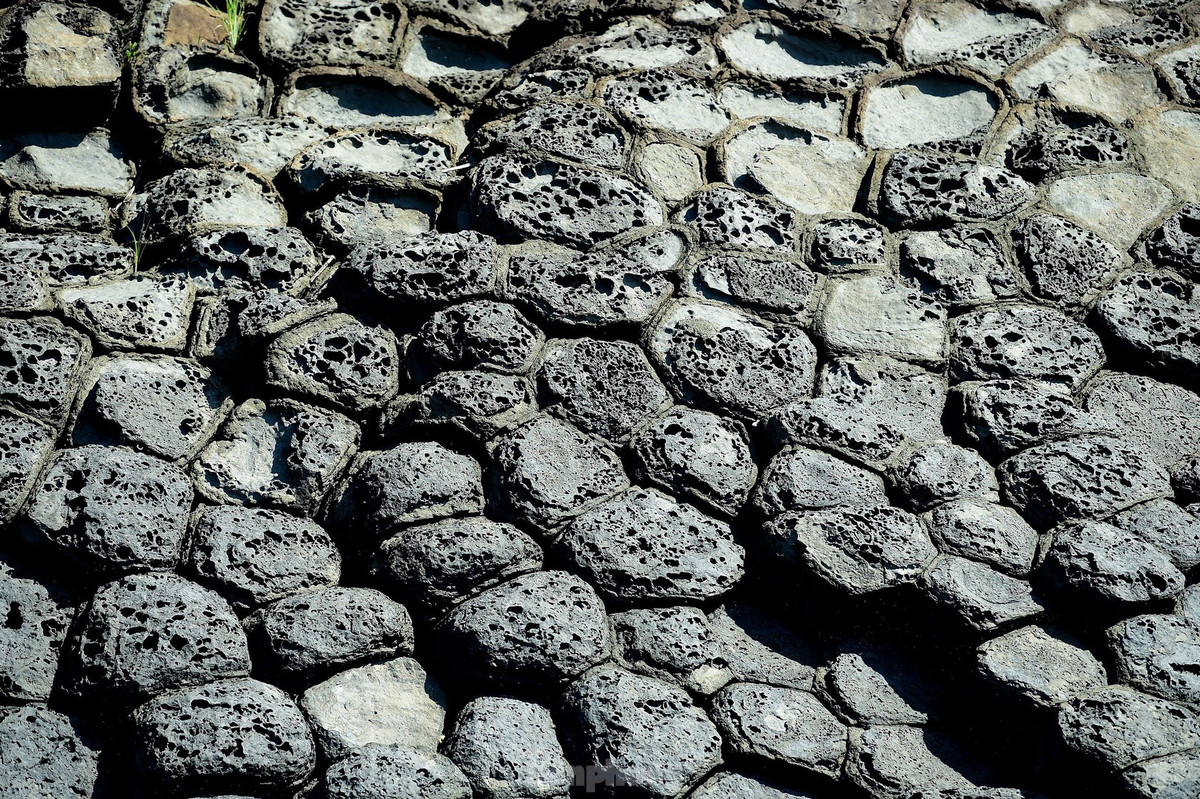 Ghenh Da Dia, tuyet tac dieu ky hang tram trieu nam tuoi o Phu Yen-Hinh-6