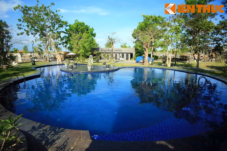 Bể bơi ở Long Island.