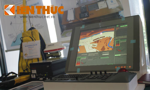Màn hình máy tính thể hiện hải đồ điện tử.