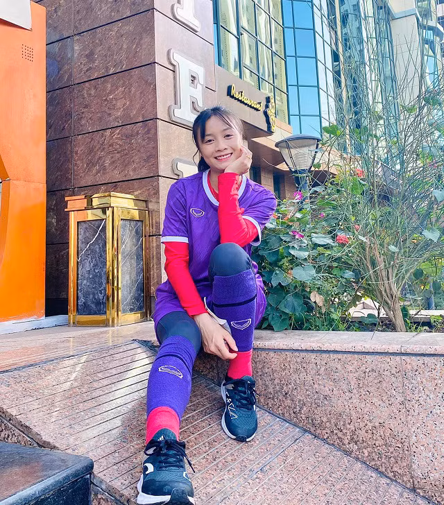 Hoa khoi san co Hoang Thi Loan len huong nhan sac don tim fan-Hinh-5