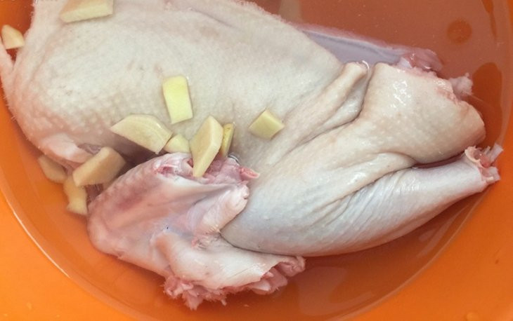 Cach chon thit vit ngon va so che vit sach khong hoi, thom ngon-Hinh-2