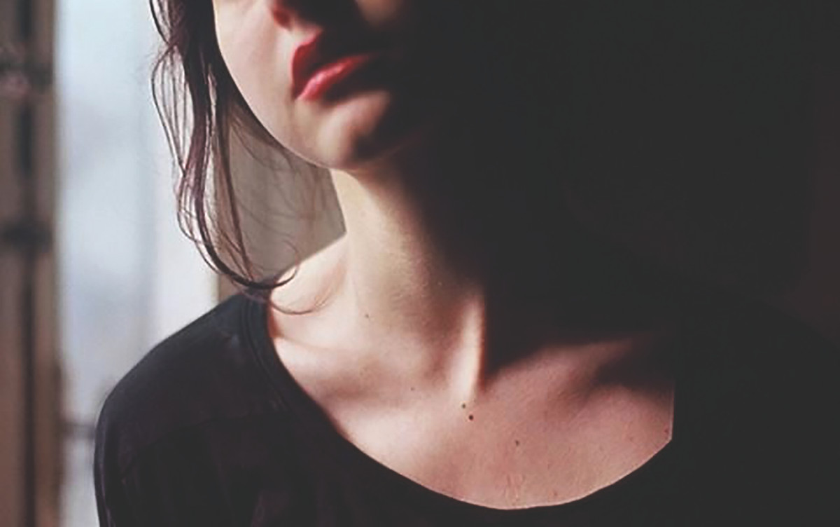 Nguoi phu nu trai qua 3 cuoc hon nhan day nuoc mat