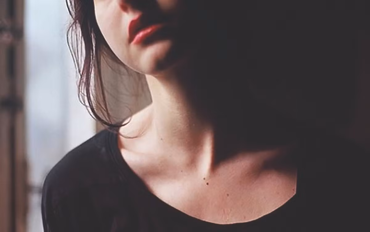 Nguoi phu nu trai qua 3 cuoc hon nhan day nuoc mat