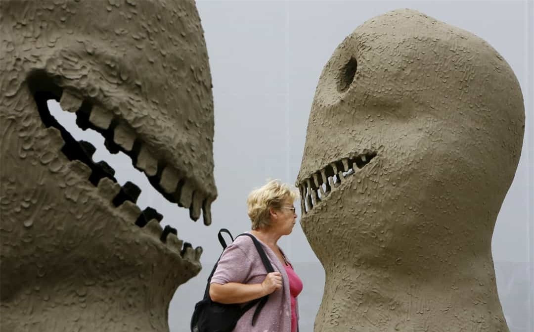 Quái vật - Tác phẩm nghệ thuật đáng sợ này đã được trưng bày tại Basel (Thụy Sĩ) vào năm 2008.