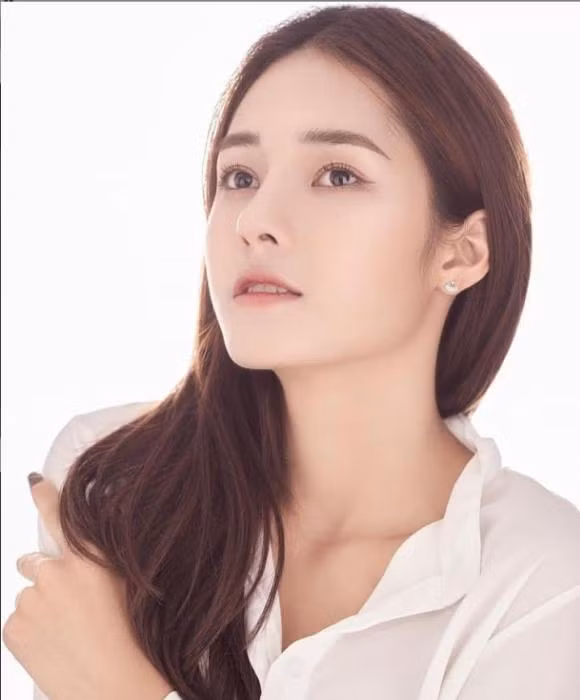 Huynh Phuong dinh tin don hen ho voi hot girl xinh dep-Hinh-10