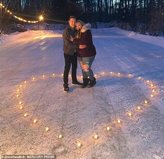 Chuyen tinh cua co gai 120 kg va chang HLV the hinh