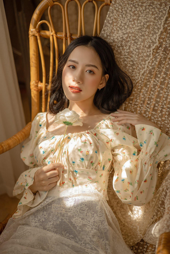 Nhan sac chuan nang tho cua nu hoa khoi Ha Noi khien CDM say dam-Hinh-2