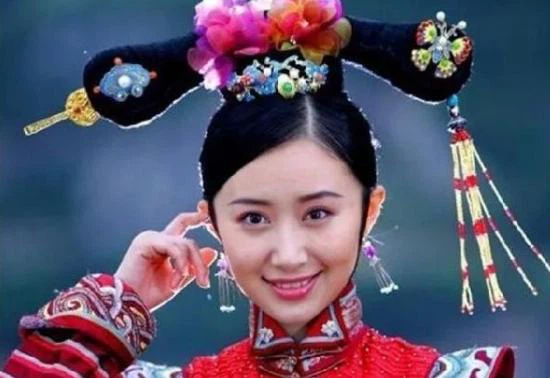 Chi vi 1 cu dap chan, pho ma nao bi Khang Hi xu tu?-Hinh-2