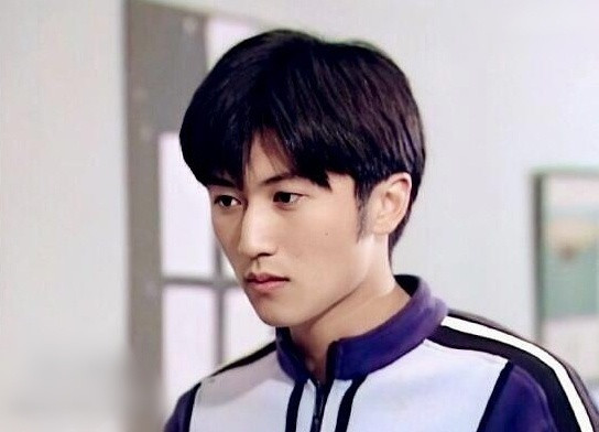 Cuoc doi noi loan cua Ta Dinh Phong-Hinh-4