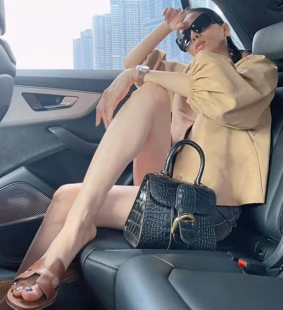 Le Quyen khoe anh voi goc chup hiem hoc-Hinh-2