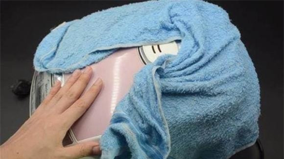 Con dâu chụp khăn vào nồi cơm điện, mẹ chồng biết lý do "gật gù" khen ngợi - Hình 2 Con dau chup khan vao noi com dien, me chong biet ly do