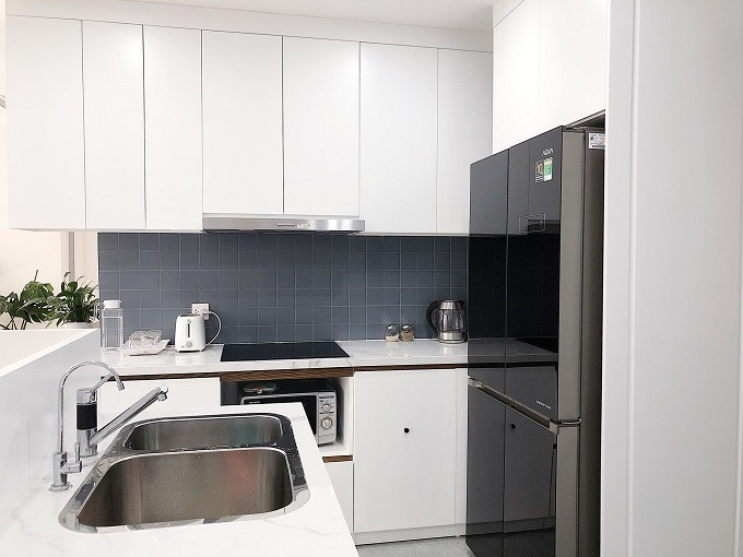 Kham pha can ho 91m2 phong cach Bac Au, don gian van day me hoac-Hinh-6