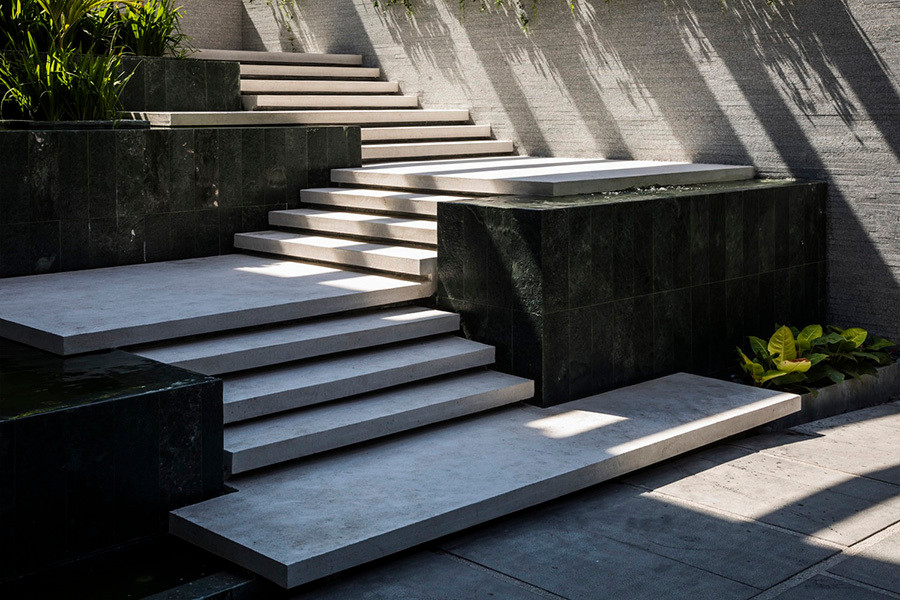 Biet thu hien dai du thua khong gian xanh o 