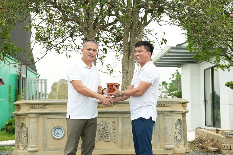 Bí mật sau thương vụ trao đổi cặp Mộc Hương giá 23 tỷ đồng ảnh 1 Bí mật sau thương vụ trao đổi cặp Mộc Hương giá 23 tỷ đồng ảnh 1