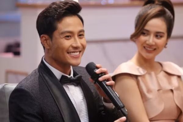 Dien vien Viet Anh het ngai canh hon nho Quynh Nga-Hinh-6