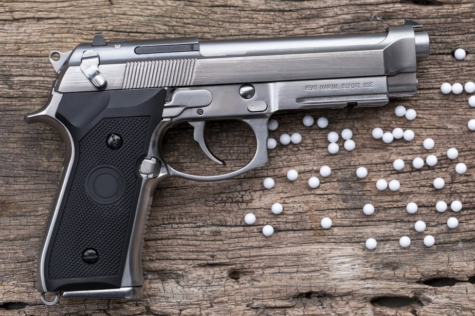 Chuyen bay nao loan vi mot buc anh gui qua AirDrop