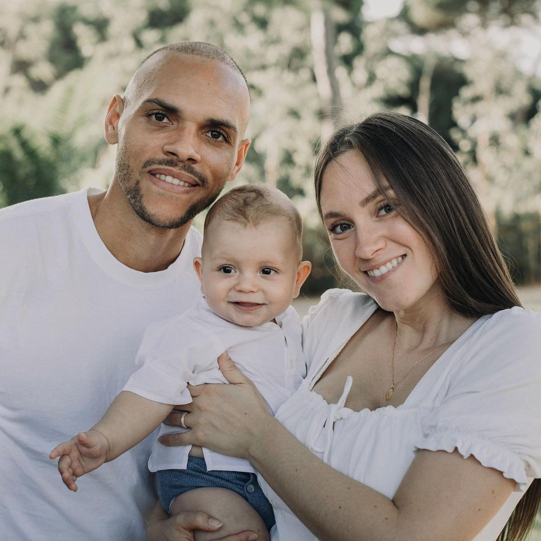 Trong quãng thời gian ở Toulouse, Braithwaite gặp bà xã Anne-Laure Louis. Cô là một nhà báo, đồng thời là doanh nhân người Pháp. Họ cưới nhau vào mùa hè năm 2019 tại Ibiza. Đôi vợ chồng hiện có ba con trai, trong đó có hai con đang thi đấu tại học viện trẻ của CLB Rayo Majadahonda (Tây Ban Nha).