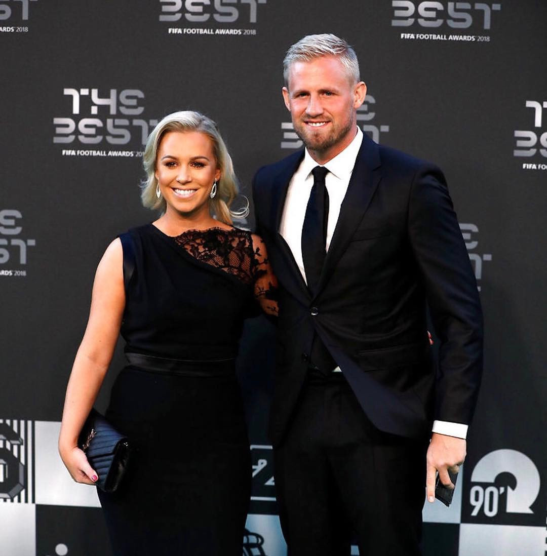 Thủ môn Kasper Schmeichel gặp Stine Gyldenbrand lần đầu tiên khi anh 17 tuổi. Năm 2010 và 2012, cặp đôi lần lượt chào đón hai người con. Đến năm 2015, họ tổ chức đám cưới.