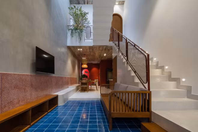 Kham pha ngoi nha co vuon rau tren mai doc-Hinh-4