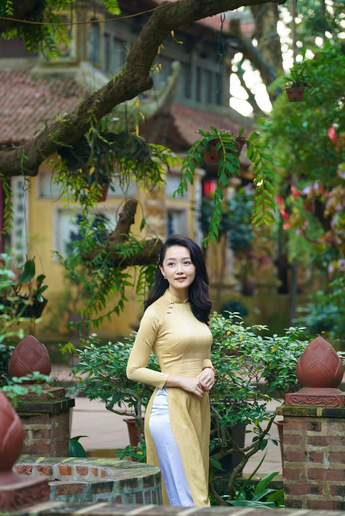 Me man truoc ve dep cua MC Thoi su Thu Ha-Hinh-2