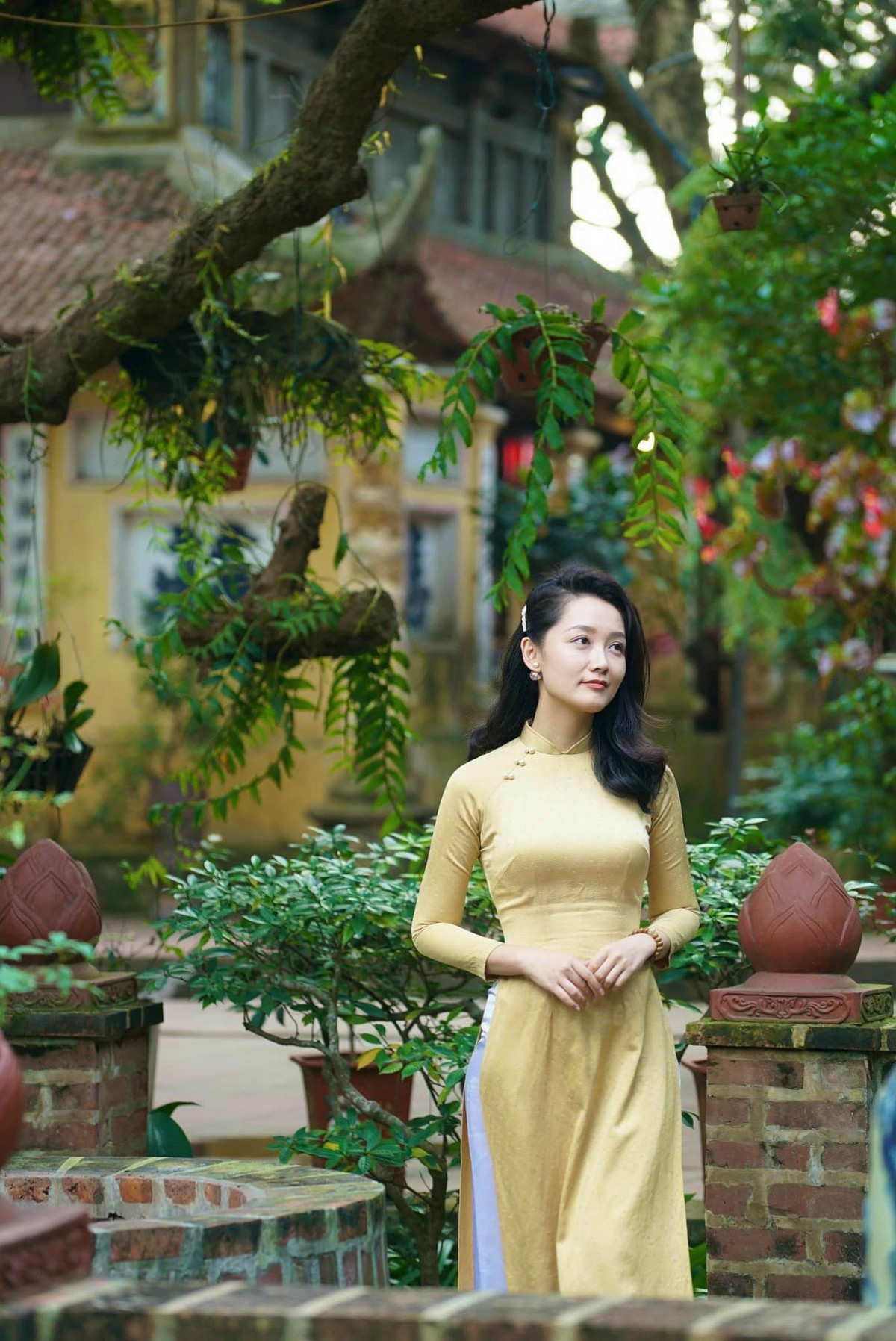 Me man truoc ve dep cua MC Thoi su Thu Ha