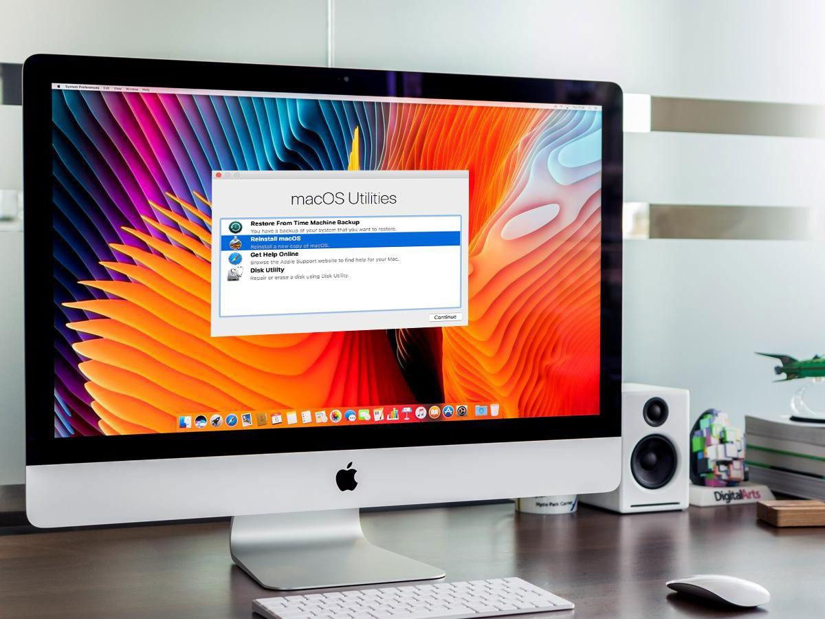 Để cài lại hệ điều hành trên Windows, vào Settings &gt; Update &amp; Security &gt; Recovery &gt; chọn Get started ở mục Reset this PC. Sau khi máy tính khởi động lại, chọn Keep my files nếu muốn giữ lại dữ liệu, hoặc Remove everything để xóa toàn bộ. Trên macOS, tham khảo hướng dẫn trên website của Apple tại đây. Ảnh: Macworld.
