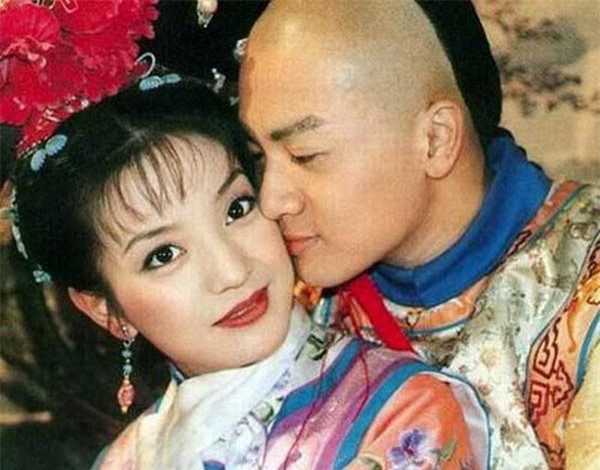 Tiểu Yến Tử được Càn Long nhận nuôi nhưng kết cục quá bi đát - Hình 3 Tieu Yen Tu duoc Can Long nhan nuoi nhung ket cuc qua bi dat-Hinh-3